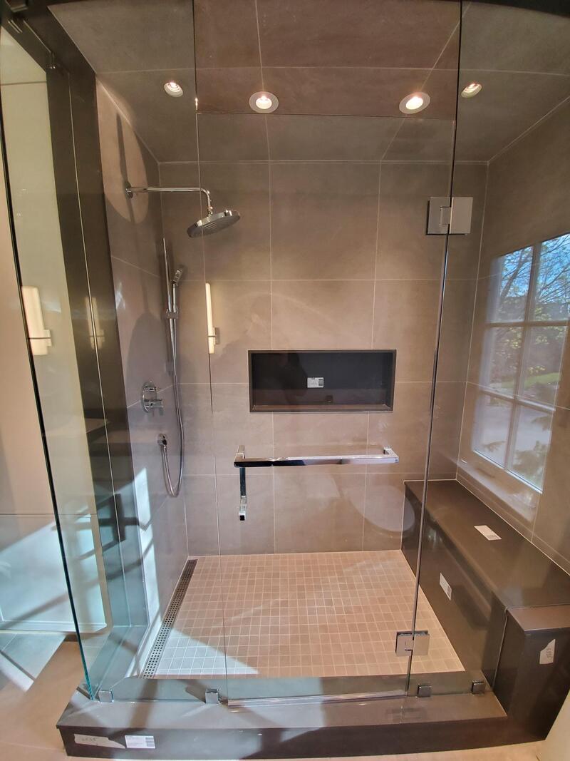 Shower with bench
